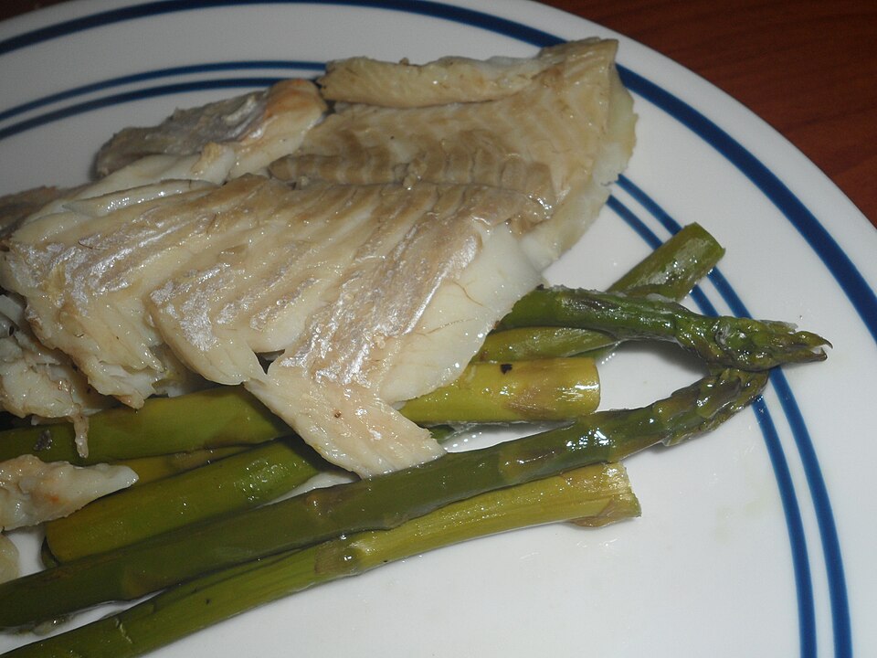 Baked Atlantic Salmon & Asparagus