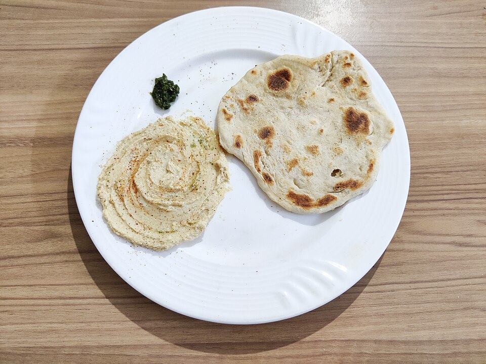 Hummus with Warm Flatbread